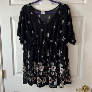 Siren Lily Maternity Sheer Floral Top Black with Cream‎ White Flowers, Sz 2X